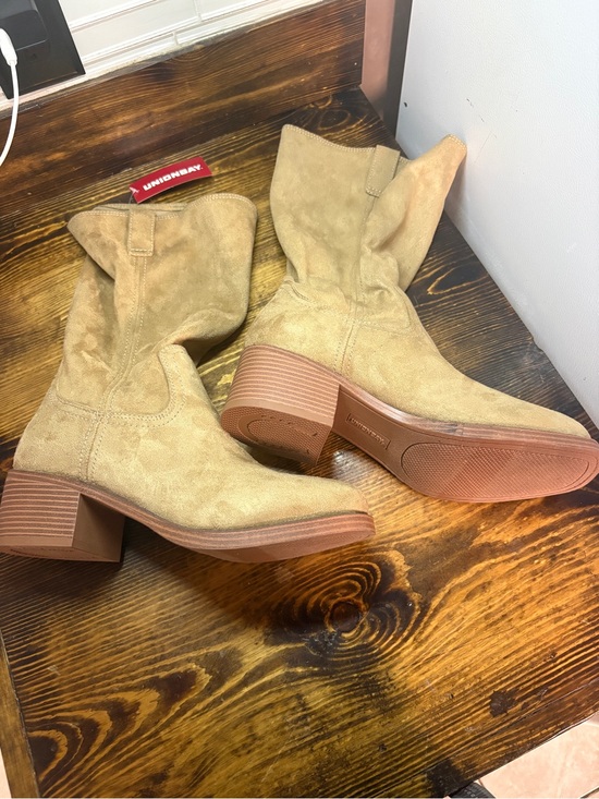 UNIONBAY Shoes - Unionbay tank heeled boots size 11